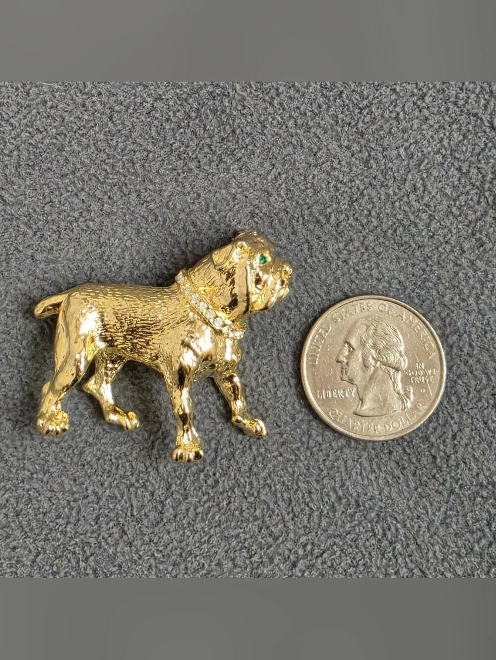 Gold Tone English Bulldog Brooch Green Rhinestone Eye Crystal Collar New